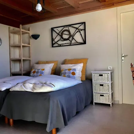 Lantgård Ferme Linossier *
